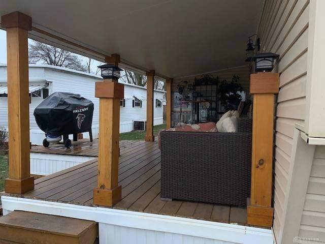 44 Airstream Drive - Photo 1
