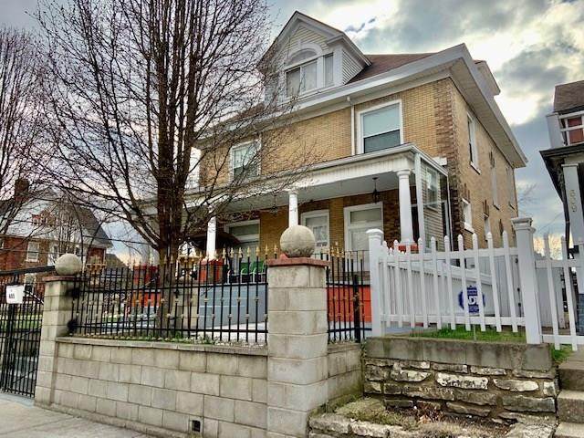 605 Troy Street - Photo 1