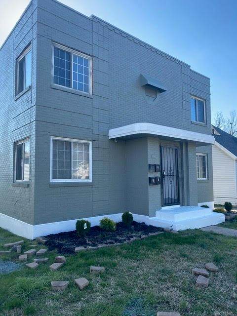 2316 Catalpa Drive - Photo 1