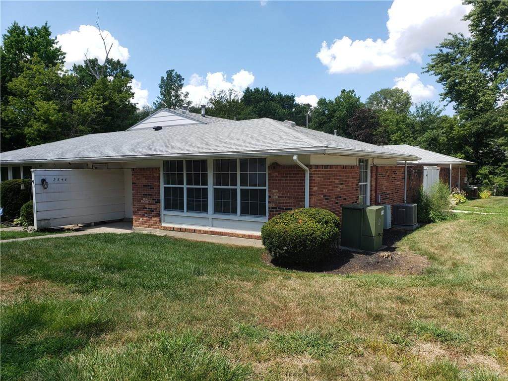 5848 Troy Villa Boulevard - Photo 1