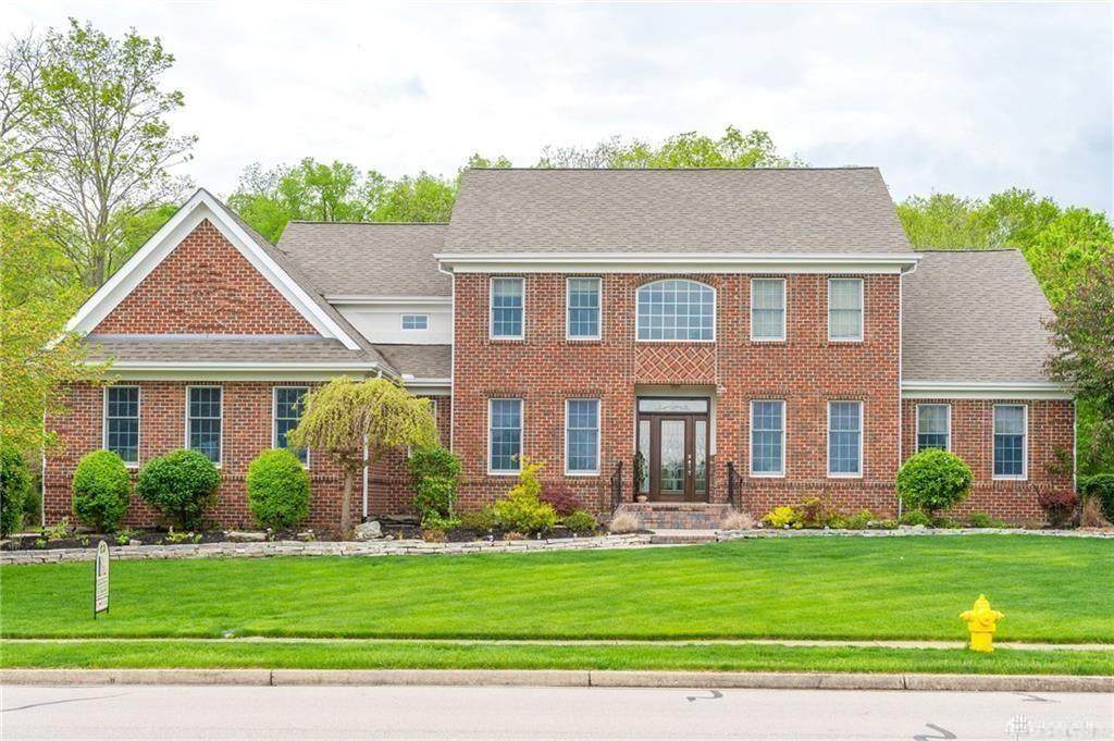 2315 Signature Drive - Photo 1