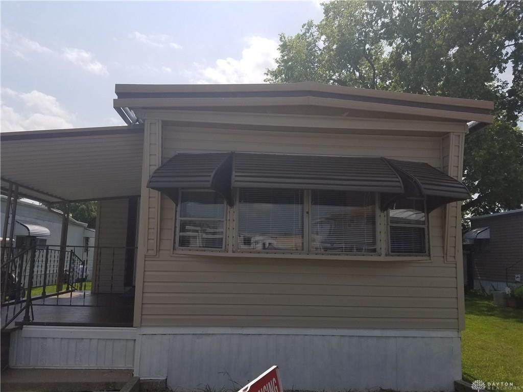 8 Airstream Drive - Photo 1