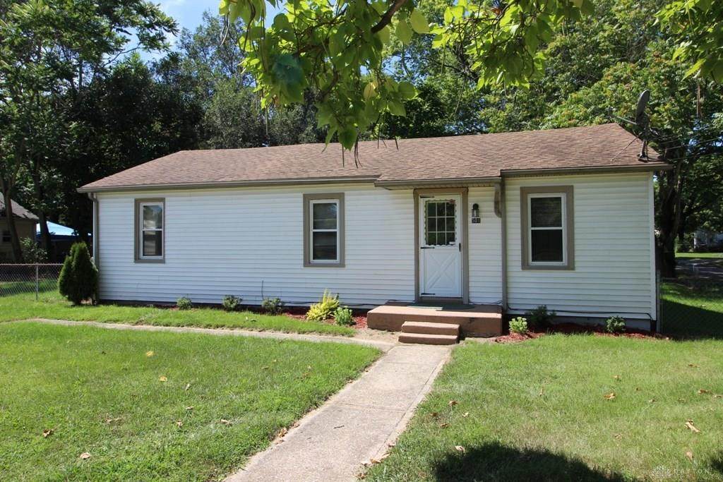 501 Clay Street - Photo 1