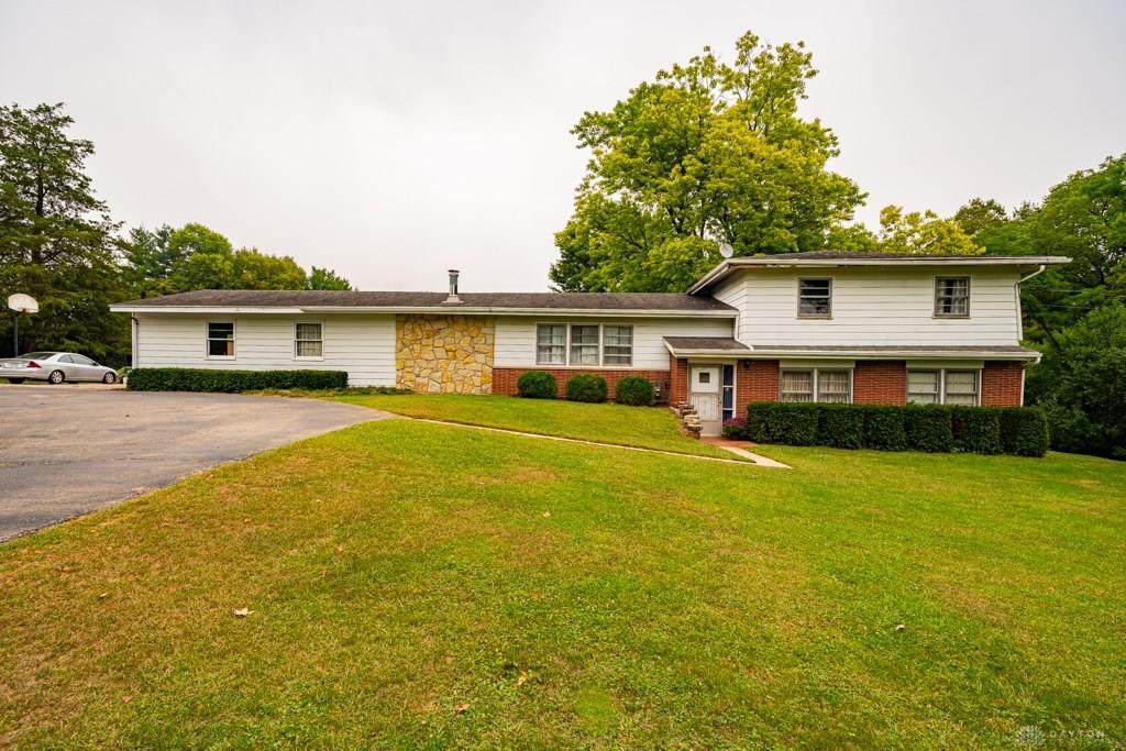 366 Farmersville Pike - Photo 1