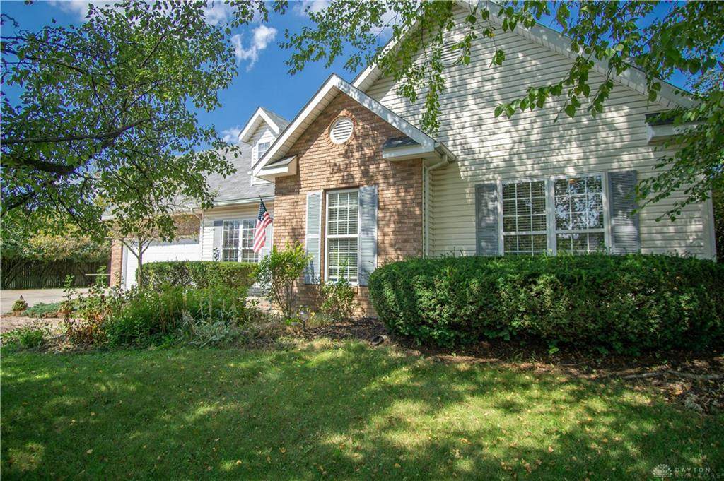 2112 Kittyhawk Avenue - Photo 1