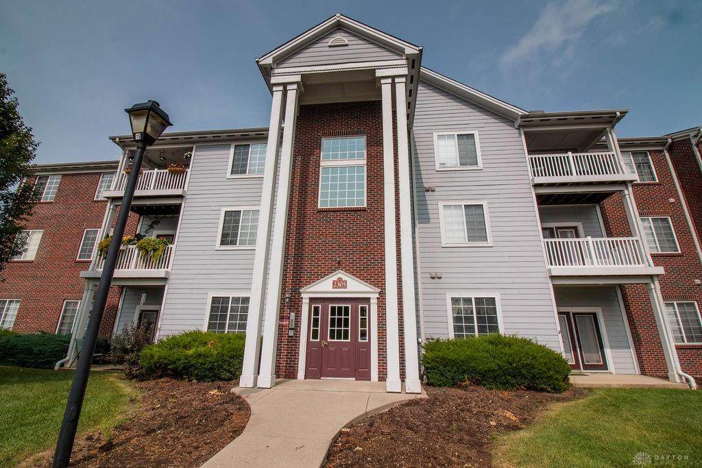 2305 Pinnacle Court - Photo 1