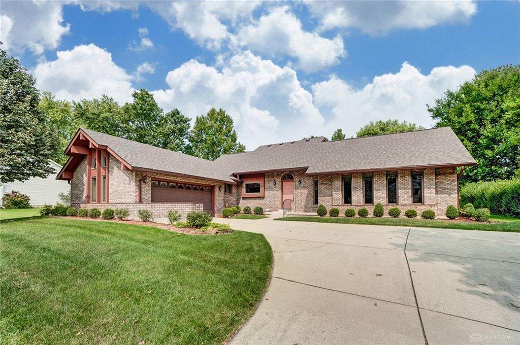 1770 Southview Drive - Photo 1