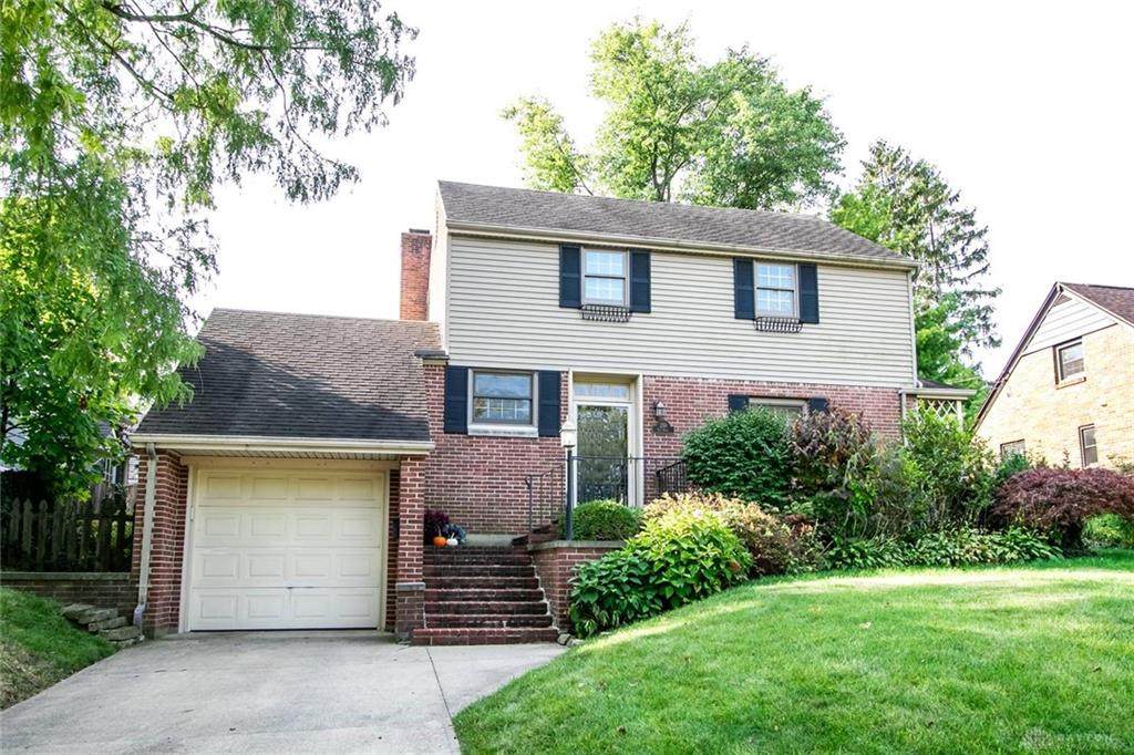 250 East Drive - Photo 1