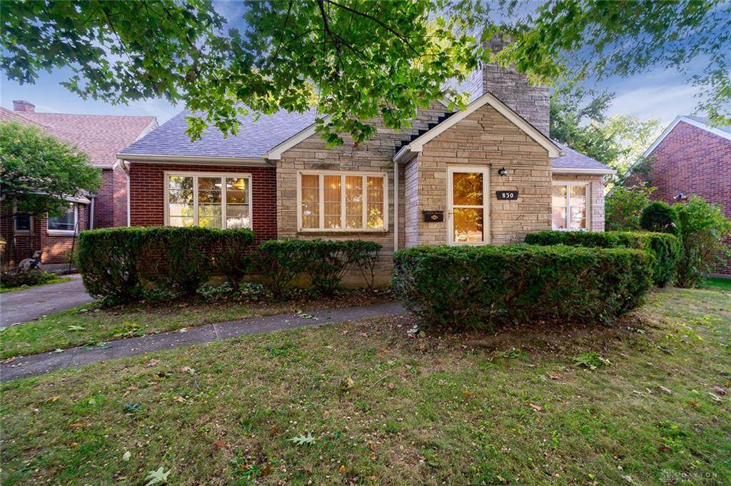 830 Broadview Boulevard - Photo 1