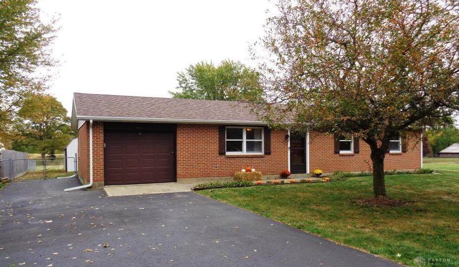 970 Lynch Road - Photo 1