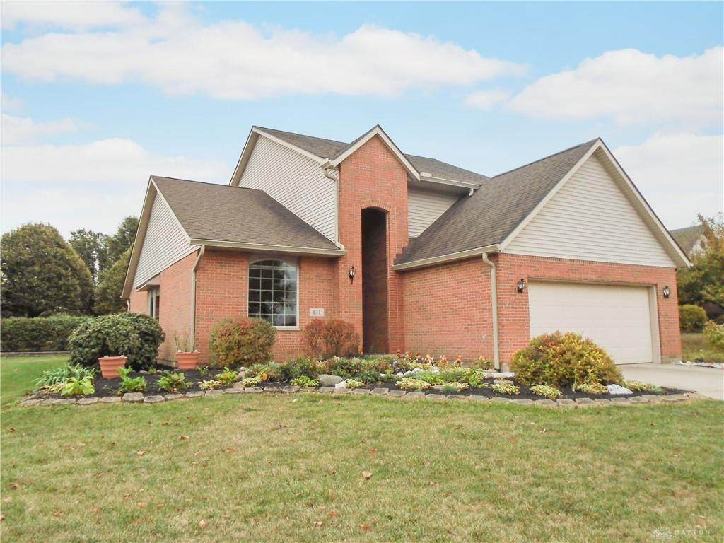 131 Hunterfield Drive - Photo 1