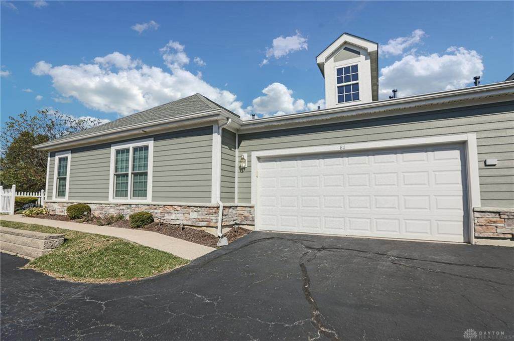 81 Abbey Drive - Photo 1