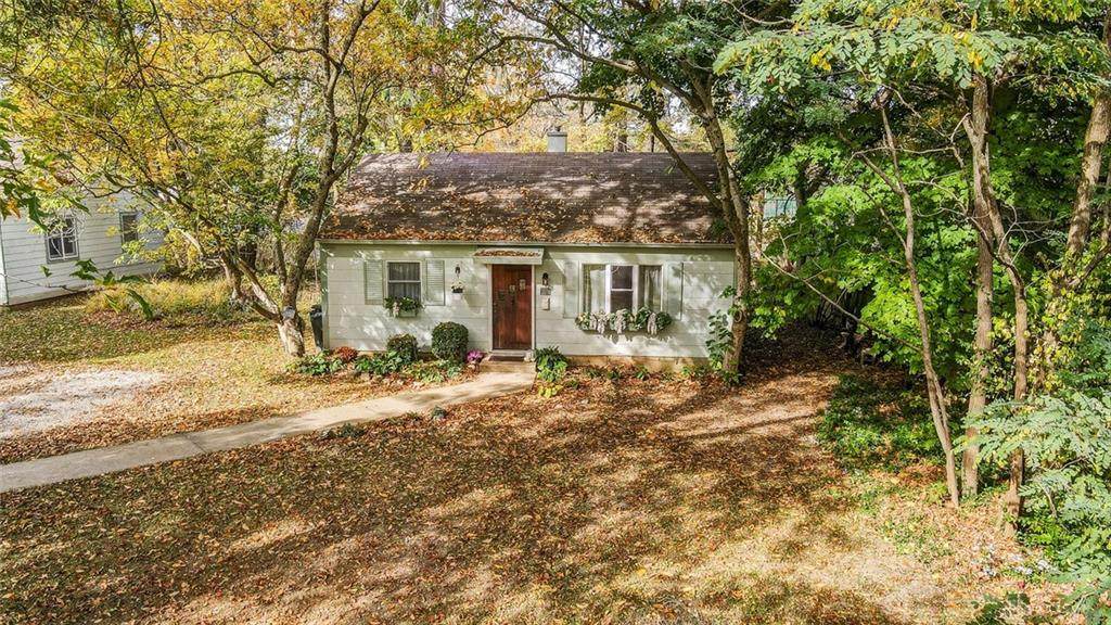 221 Herman Street - Photo 1