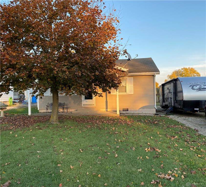 250 Sycamore Street - Photo 1