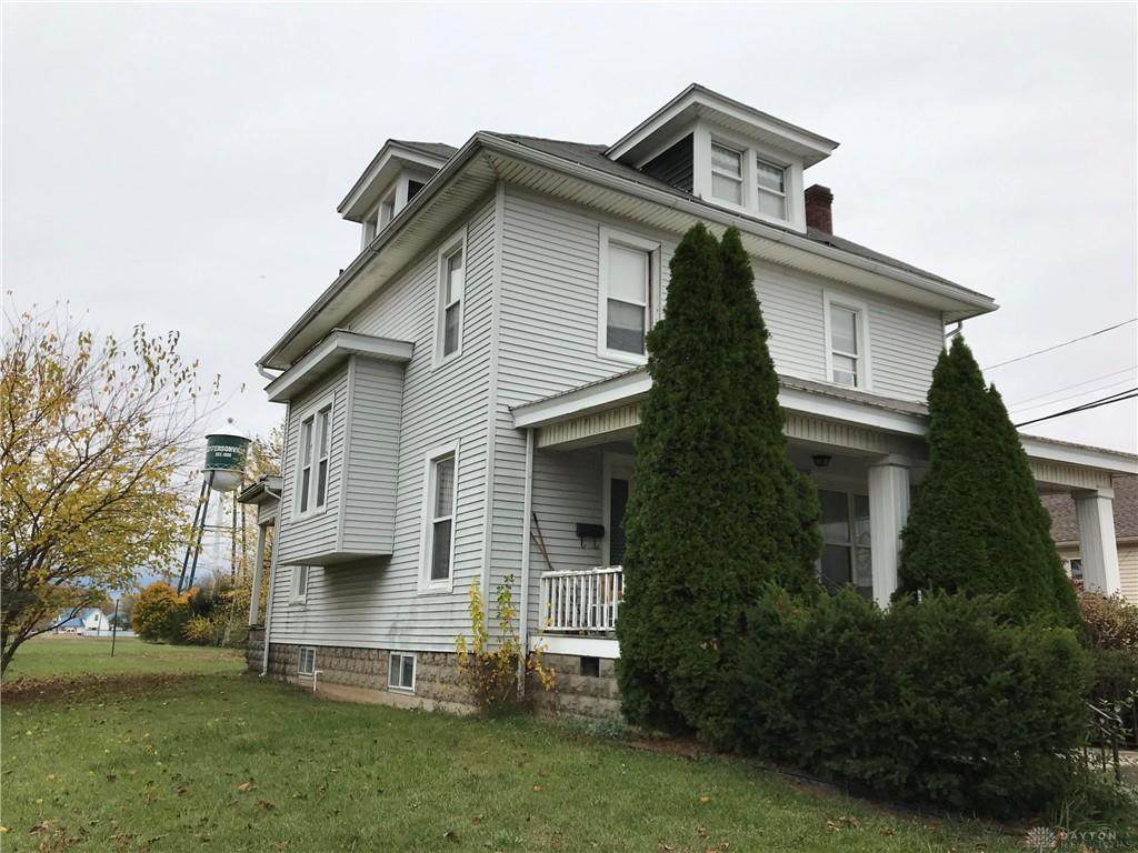 10 Main Street - Photo 1