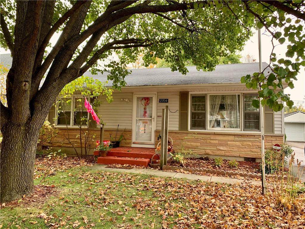 2704 Wehrly Avenue - Photo 1