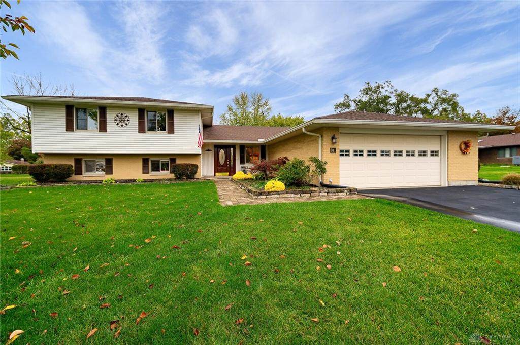 941 Pinecreek Drive - Photo 1