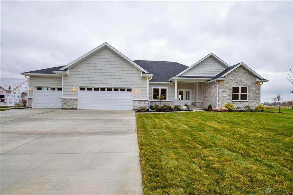 2628 Fiesta Drive - Photo 1