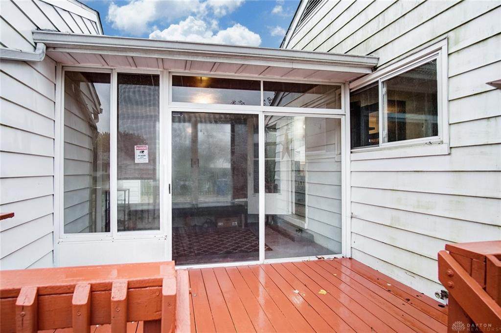 1696 Selkirk Road - Photo 1