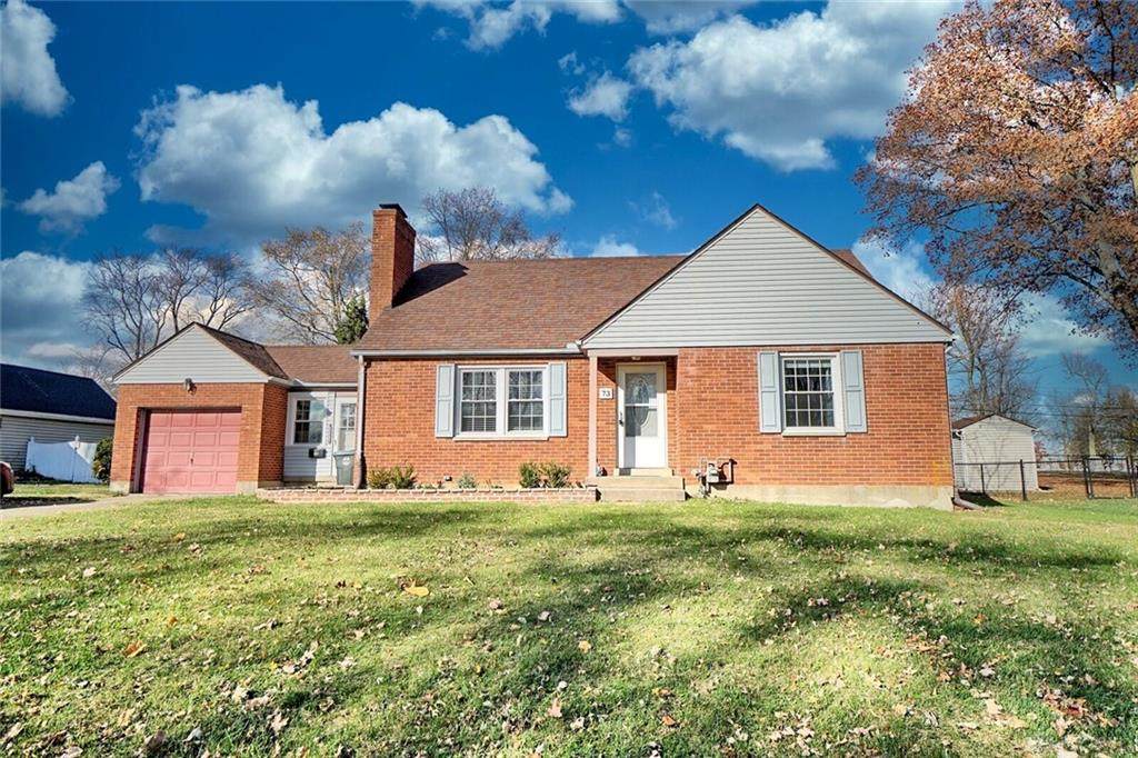 73 Ridgeway Drive - Photo 1