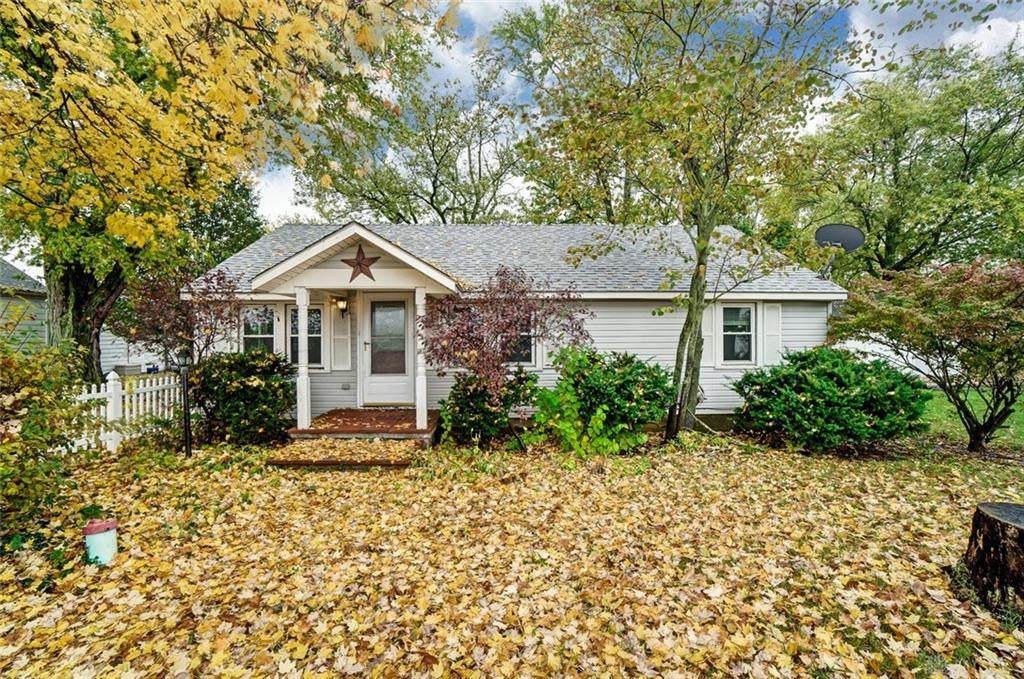 936 Salem Street - Photo 1