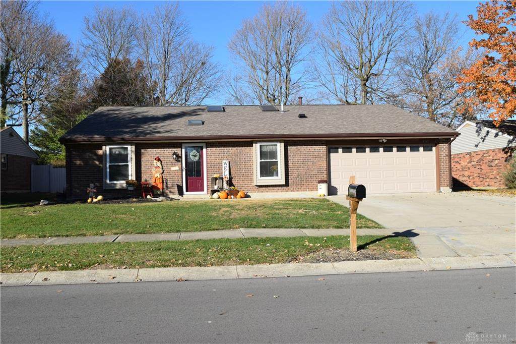 8541 Pinegate Way - Photo 1
