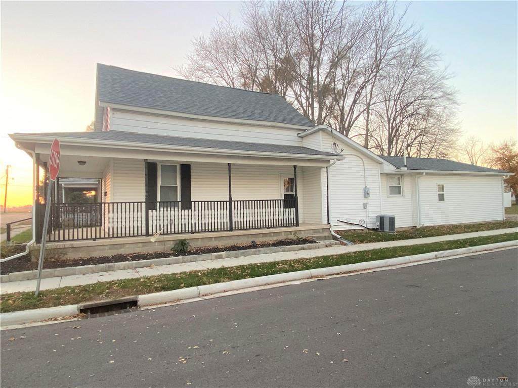 202 Elm Street - Photo 1