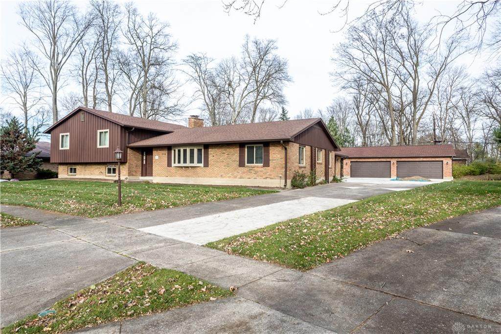 4724 Elzo Lane - Photo 1