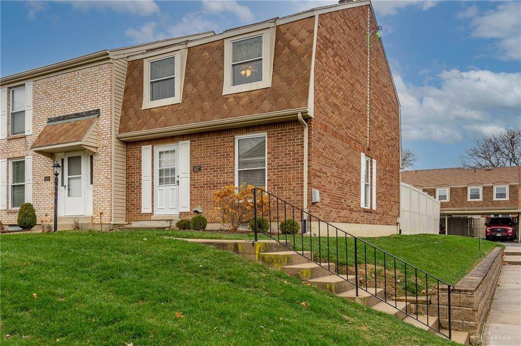 1427 Long Island Court - Photo 1