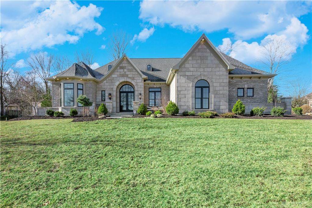 2301 Signature Drive - Photo 1