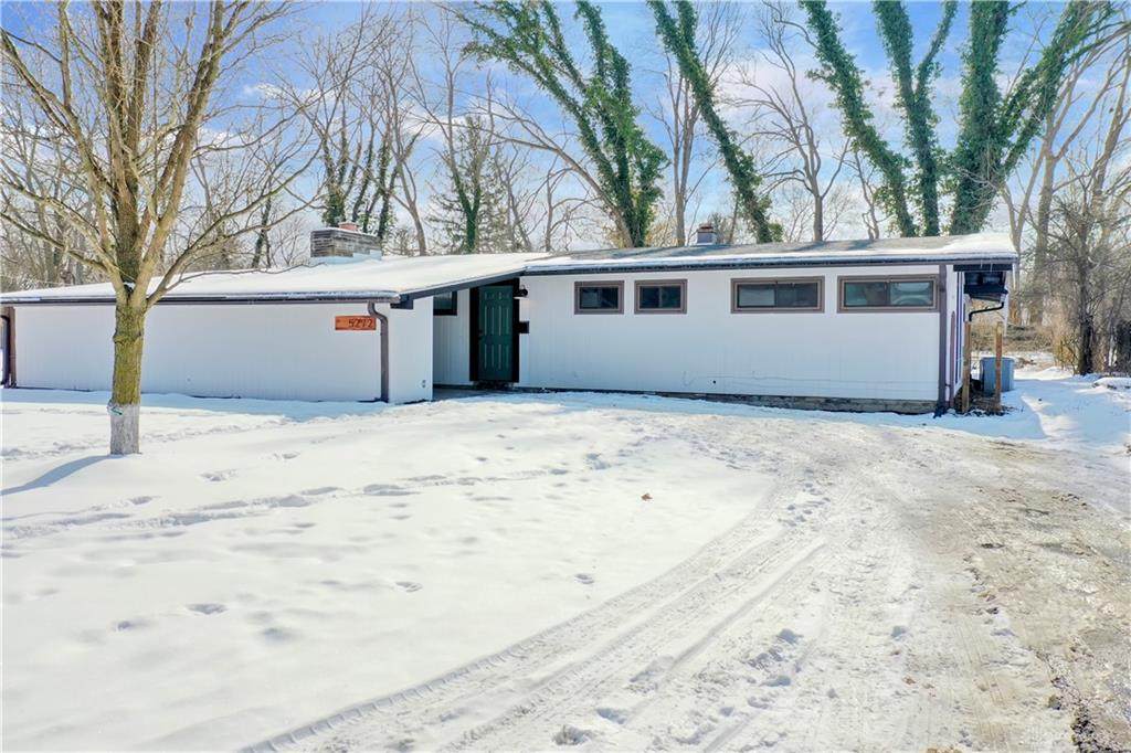 5272 Susan Drive - Photo 1
