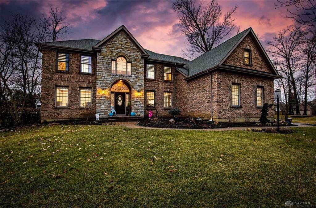 6934 Longview Drive - Photo 1