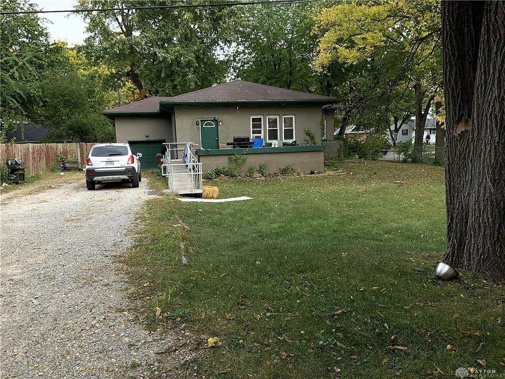 4400 Woodland Hills Boulevard - Photo 1
