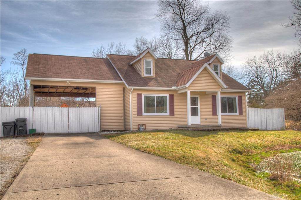 445 Forest Avenue - Photo 1