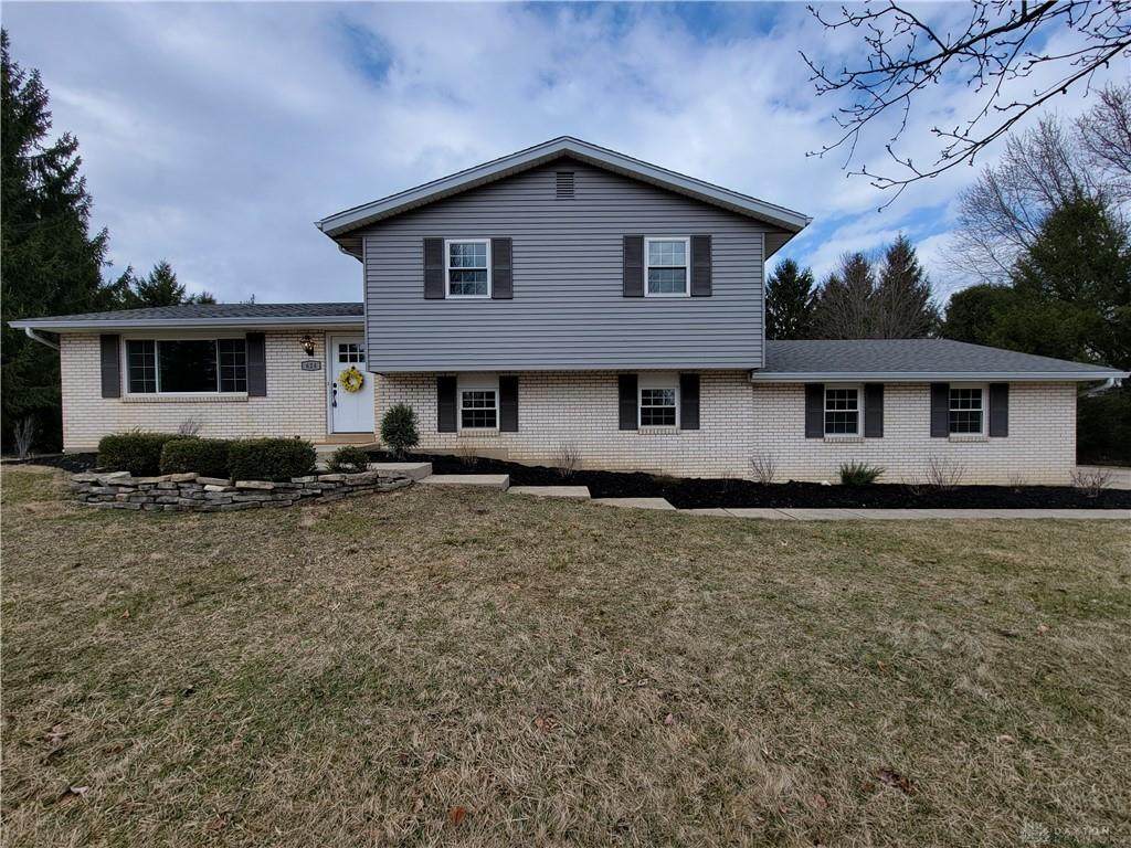 624 Oneida Drive - Photo 1