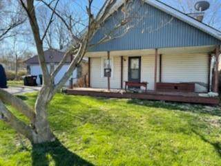 18 Robbins Avenue - Photo 1