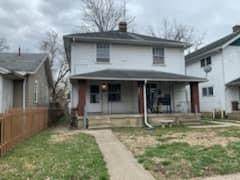 318 Pointview Avenue - Photo 1