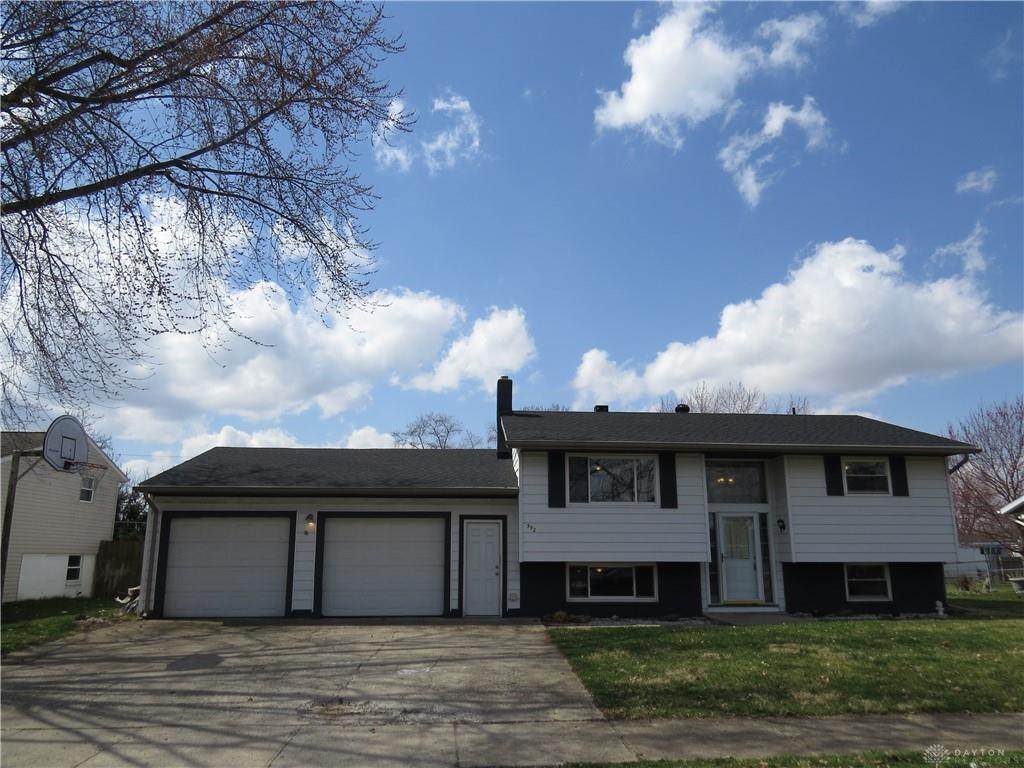 592 Maplecrest Drive - Photo 1