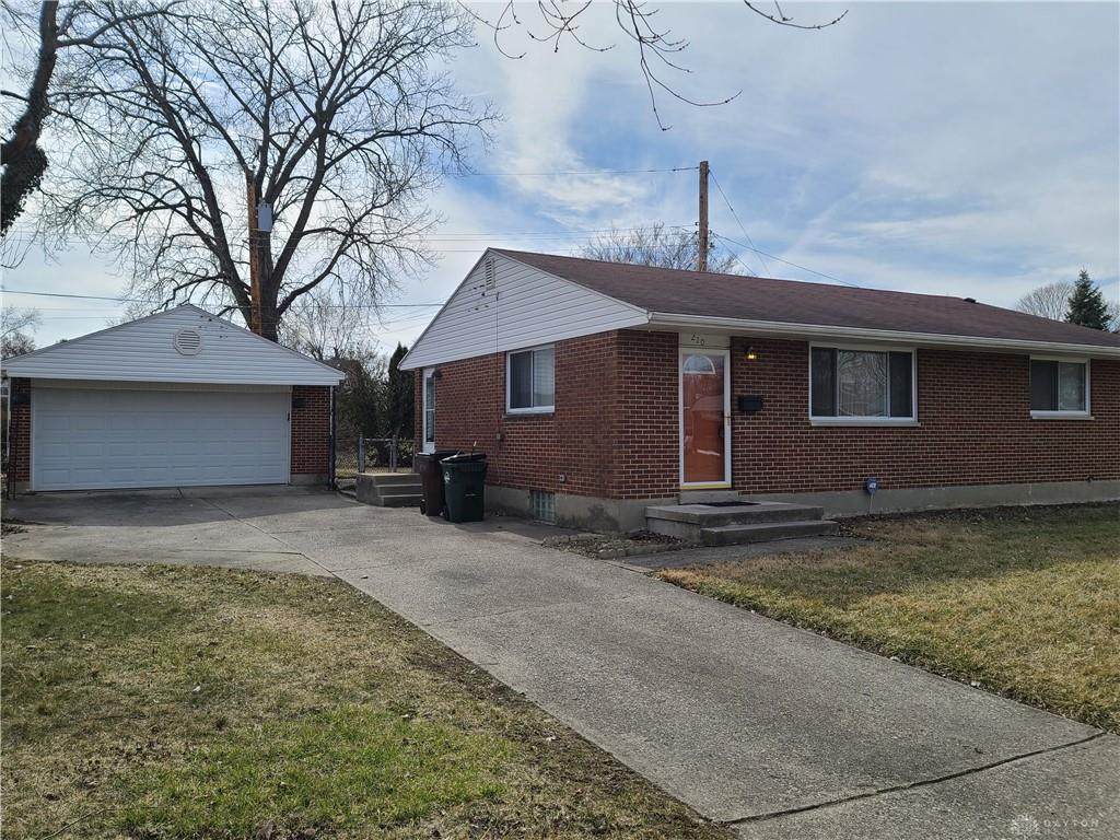 210 Whispering Drive - Photo 1