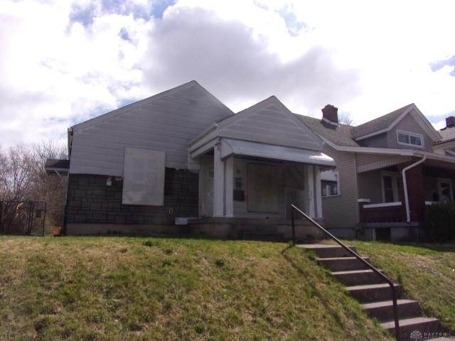 316 Grove Avenue - Photo 1