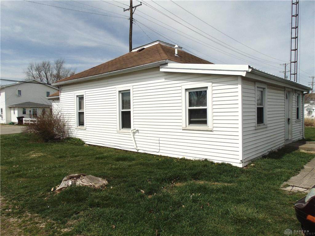 747 Jackson - Photo 1