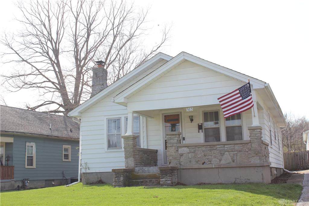 365 Riverview Avenue - Photo 1