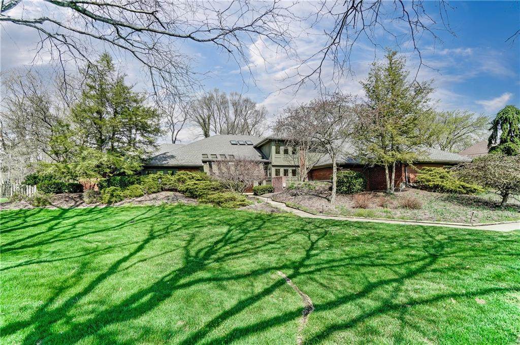 5848 Batsford Drive - Photo 1