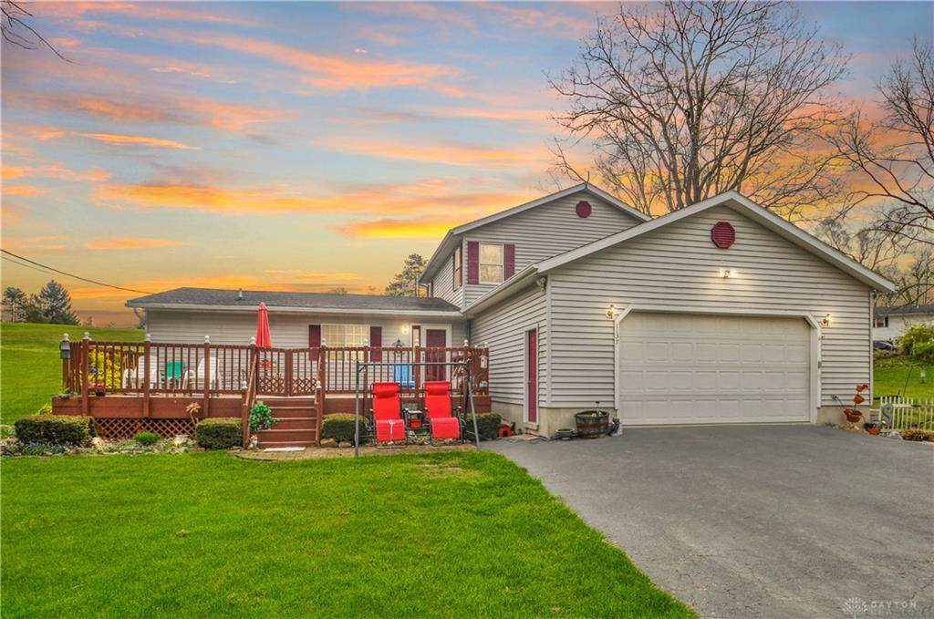 1137 Shawnee Drive - Photo 1