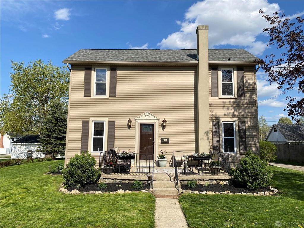 123 Broadway Street - Photo 1