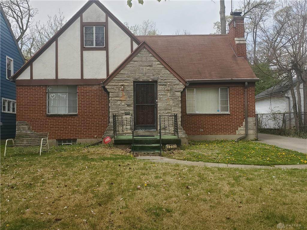 1751 Catalpa Drive - Photo 1