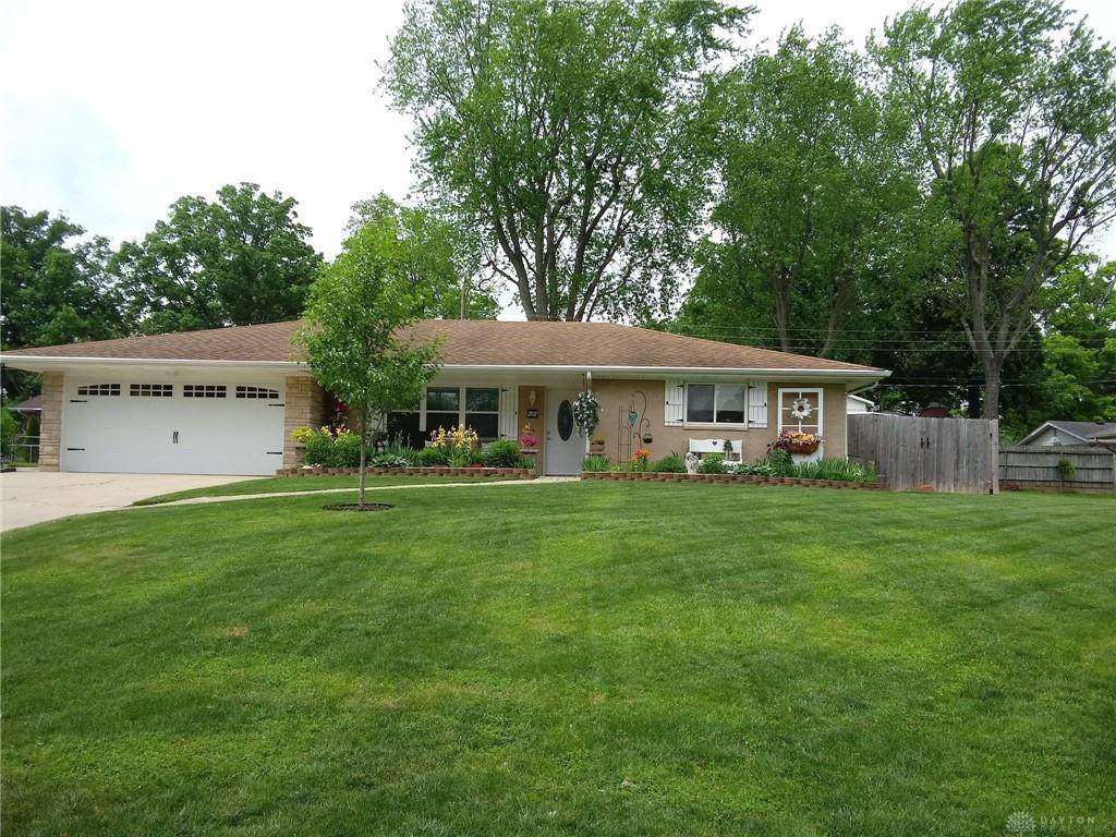 212 Glenwood Drive - Photo 1
