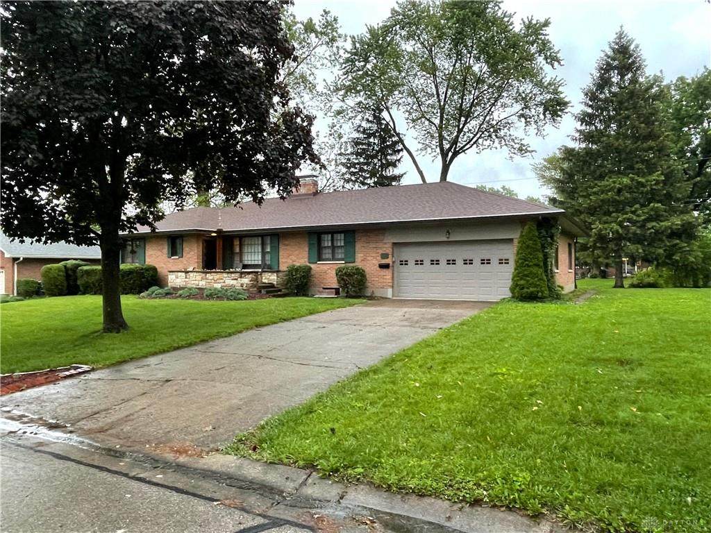 192 Elmwood Drive - Photo 1