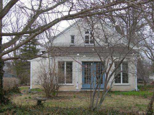 131 Davis Street - Photo 1