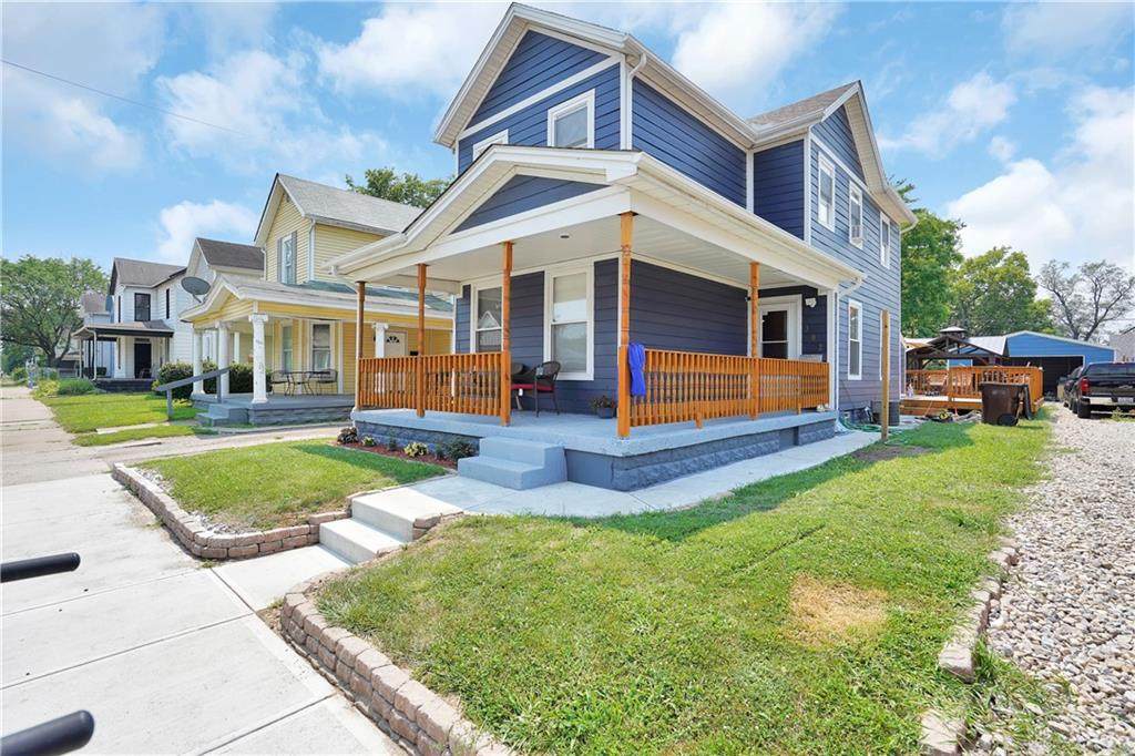 302 Young Street - Photo 1